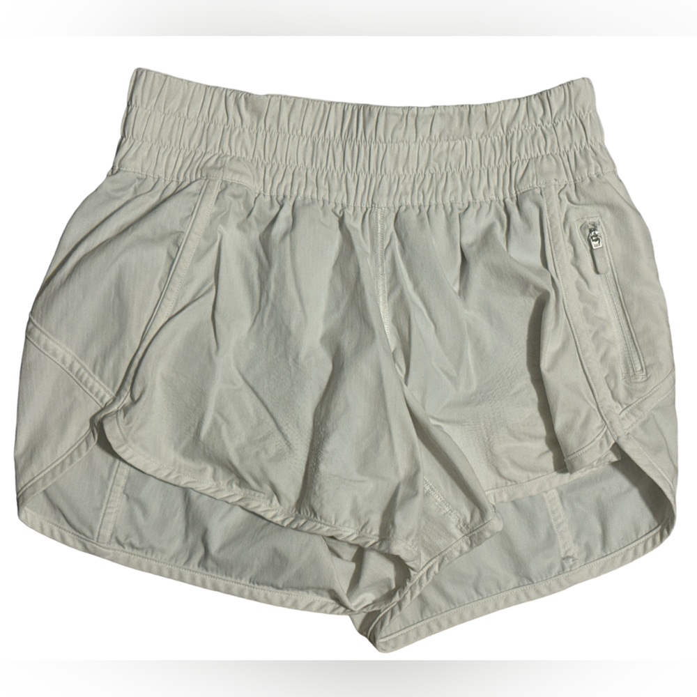 Lululemon White Hotty Hot Shorts, Size 4
